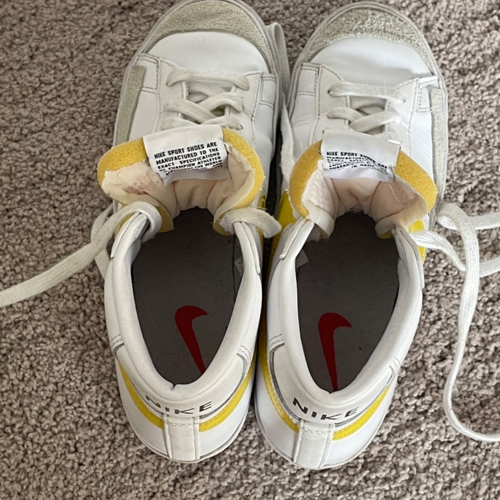 High Top Nike SB Blazer Sneakers in Yellow - Picture 11 of 14